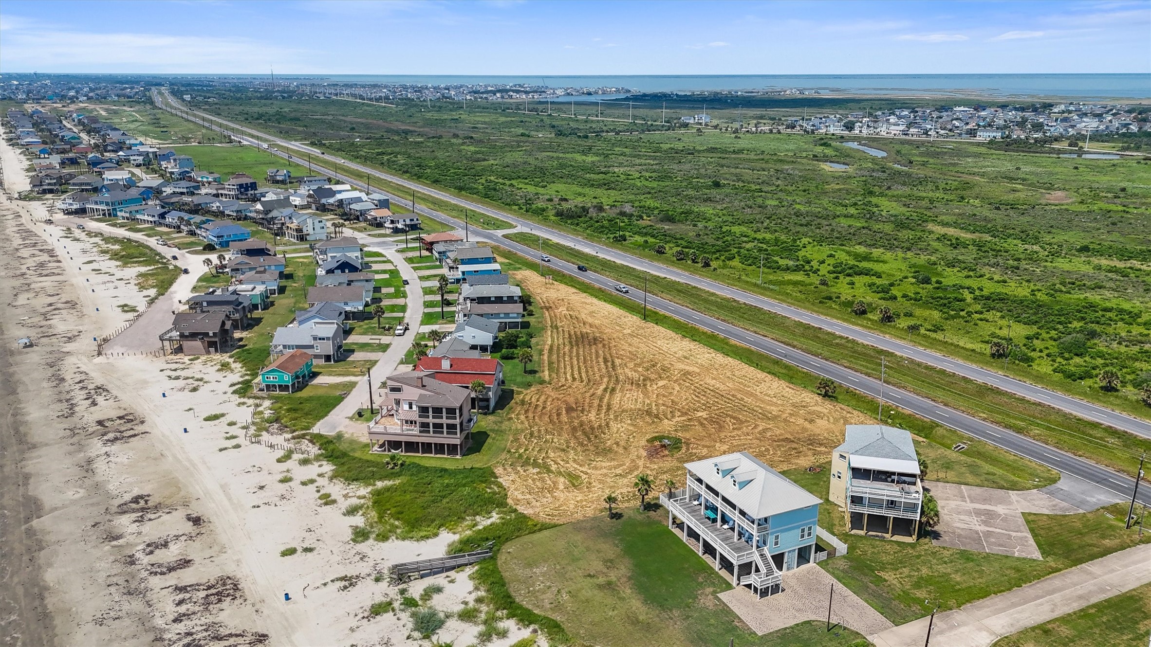 12223 Termini-San Luis Pass Road Galveston, TX 77554 - Photo 4 of 17 a view of a balcony with an ocean view