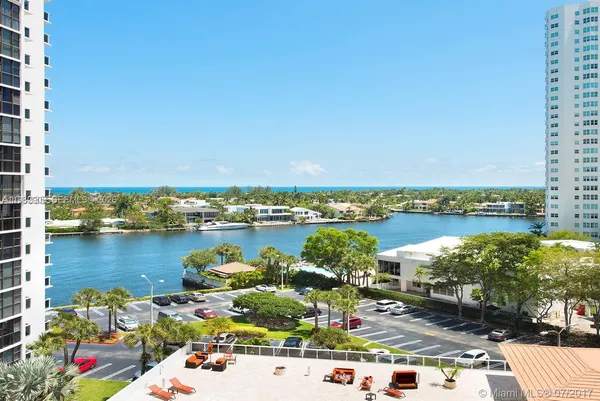 $2,950 | 20505 East Country Club Drive, Unit 935, Aventura, FL 33180