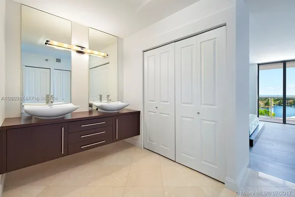 $2,950 | 20505 East Country Club Drive, Unit 935, Aventura, FL 33180