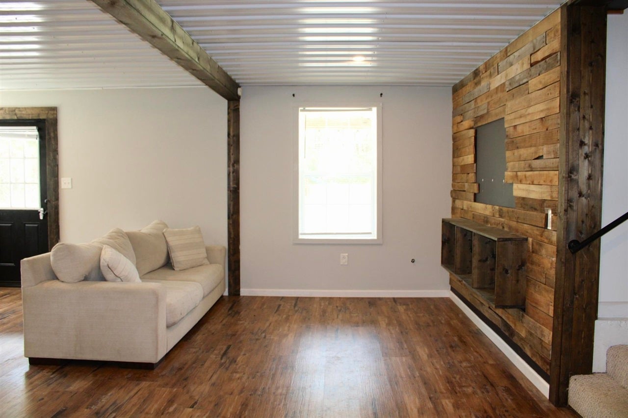 2855 Flat Rock Road Morgantown, KY 42261 - Photo 6 of 41 Gallery Image 6