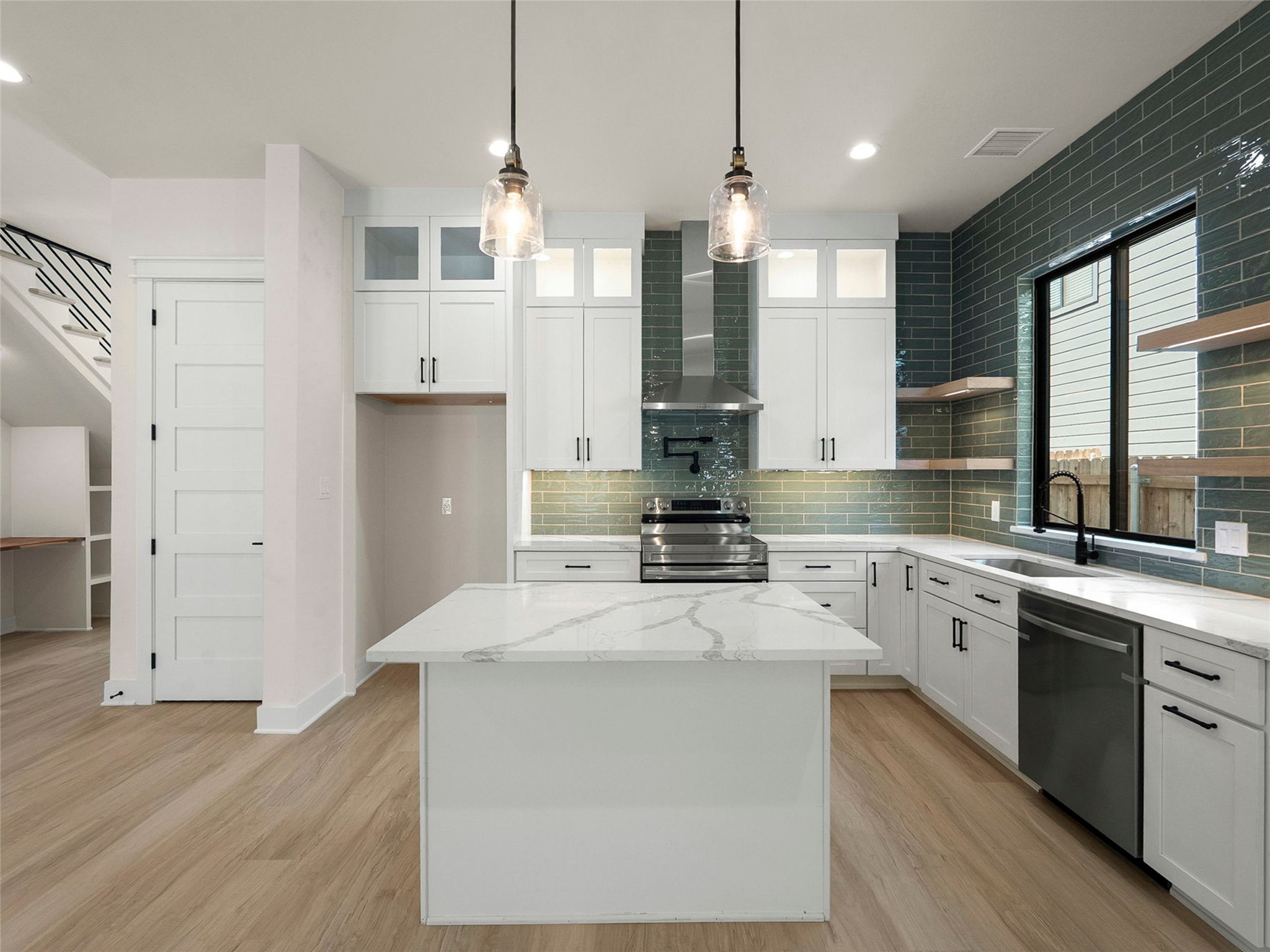 10303 Gail Road, Unit 1 Austin, TX 78748 - Photo 12 of 28 Gallery Image 12