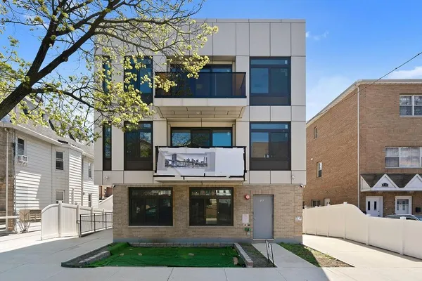 $1,180,000 | 207 Bay 35th Street, Unit PHP | Gravesend