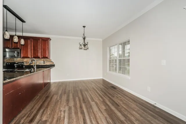 $2,595 | 106 Abbey Road, Lebanon, TN 37090