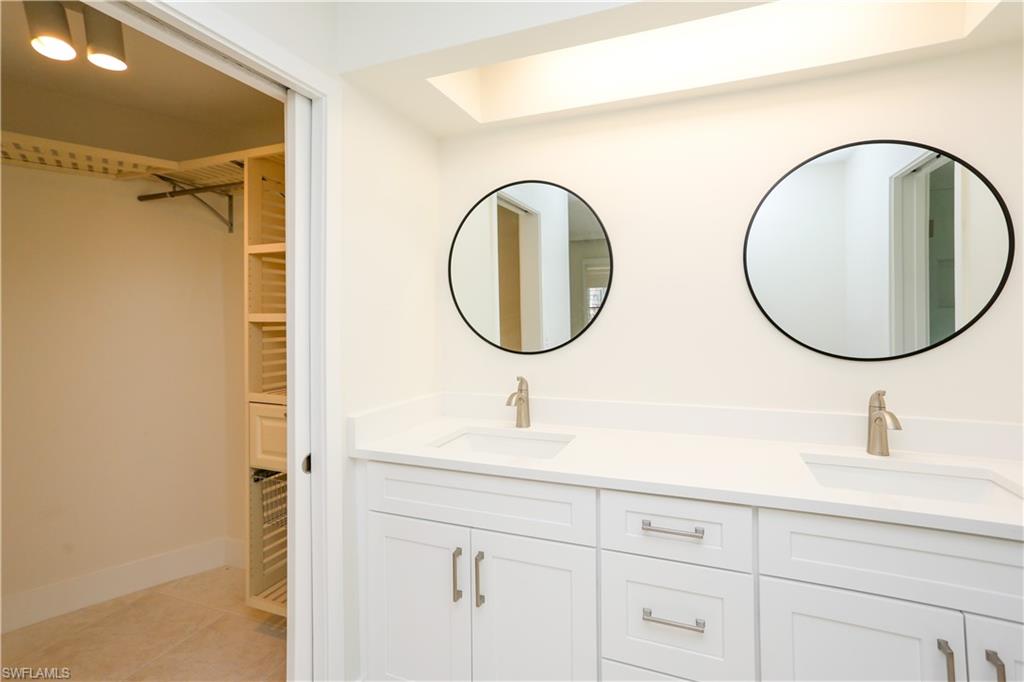 2901 Crayton Road Naples, FL 34103 - Photo 44 of 50
