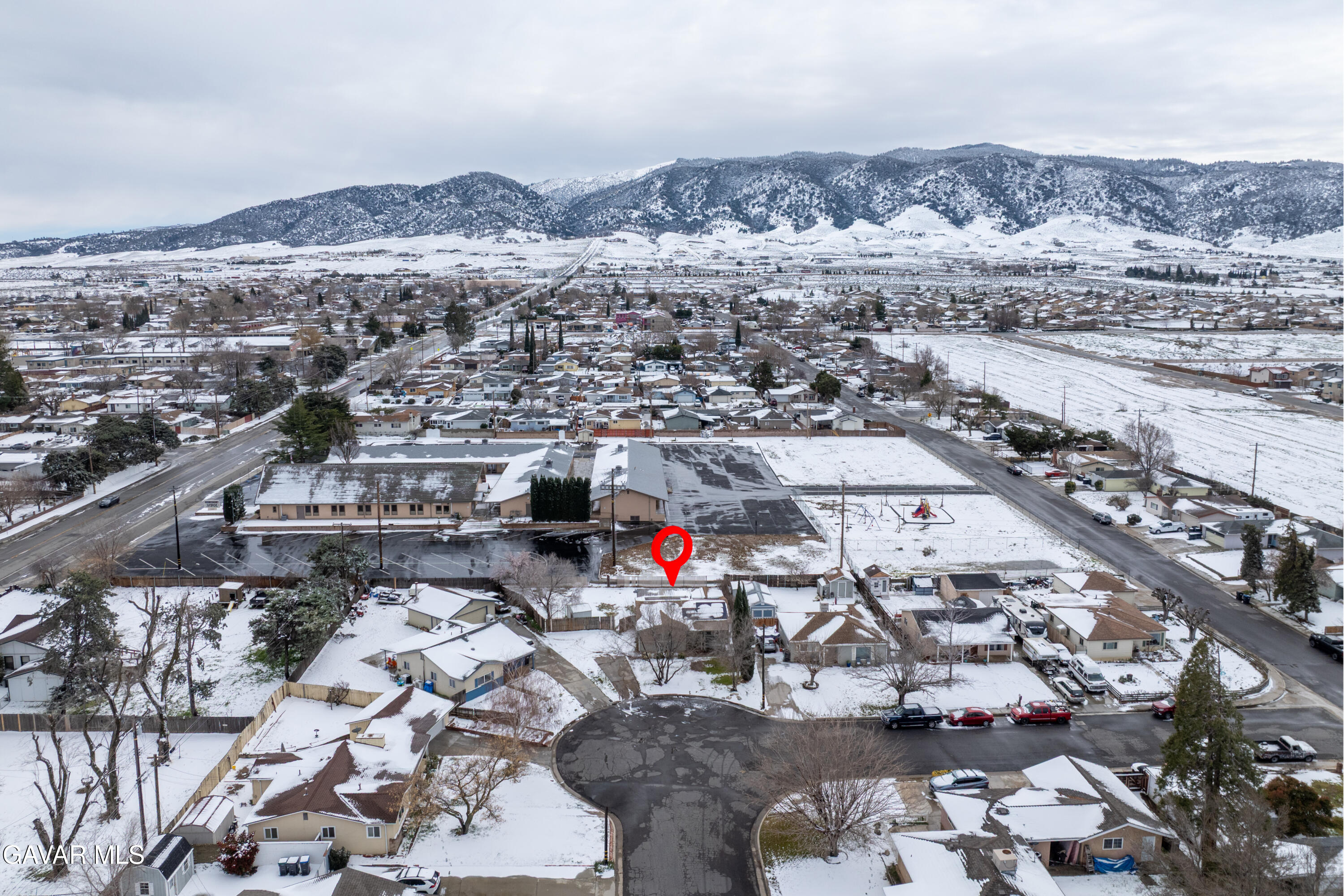 914 Acacia Court Tehachapi, CA 93561 - Photo 17 of 18 an aerial view of multiple house