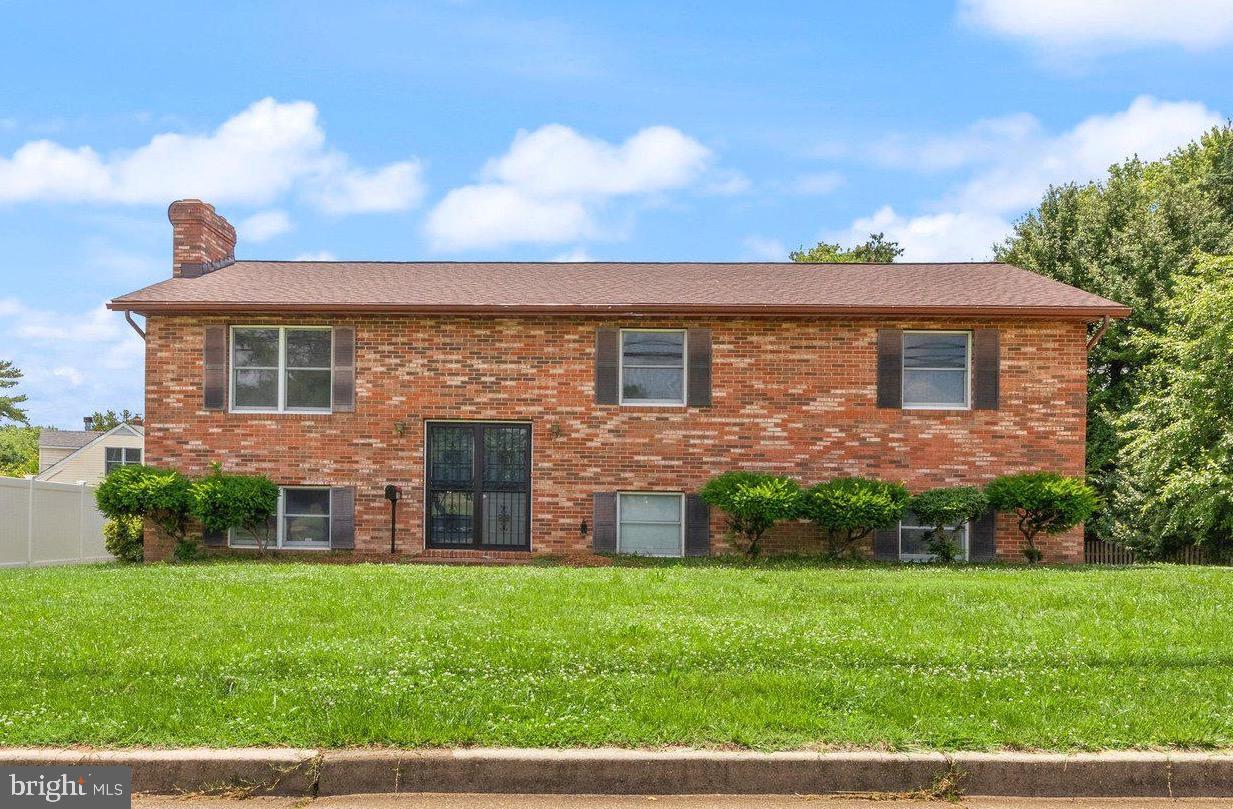 1003 Cedar Park Road Annapolis, MD 21401 - Photo 1 of 36 Front exterior