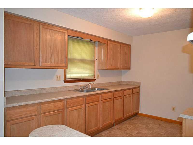 2246 East Home Road Springfield, OH 45503 - Photo 9 of 25 Gallery Image 9