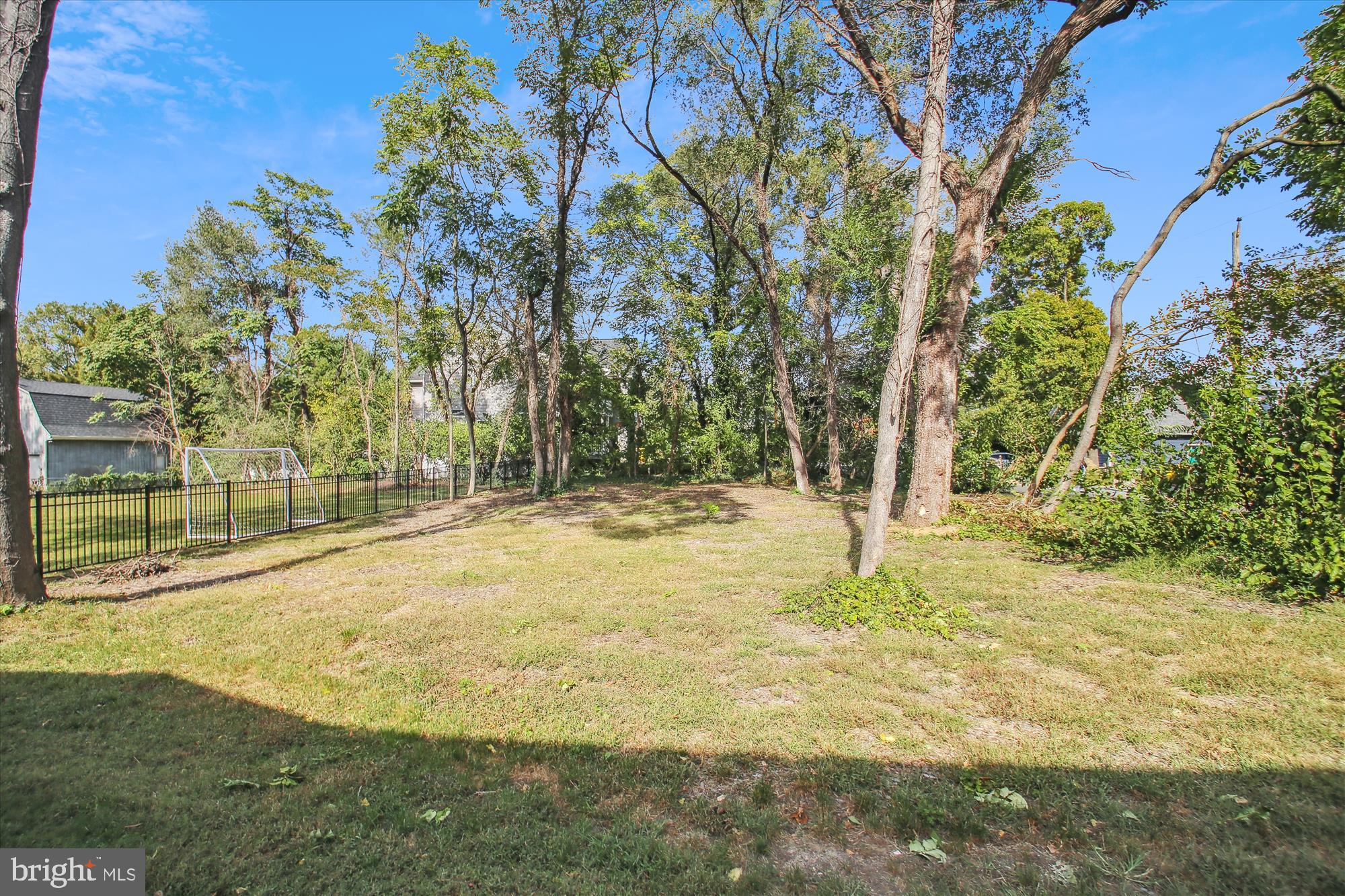 340 Community Road Severna Park, MD 21146 - Photo 29 of 37 View of flat, back yard