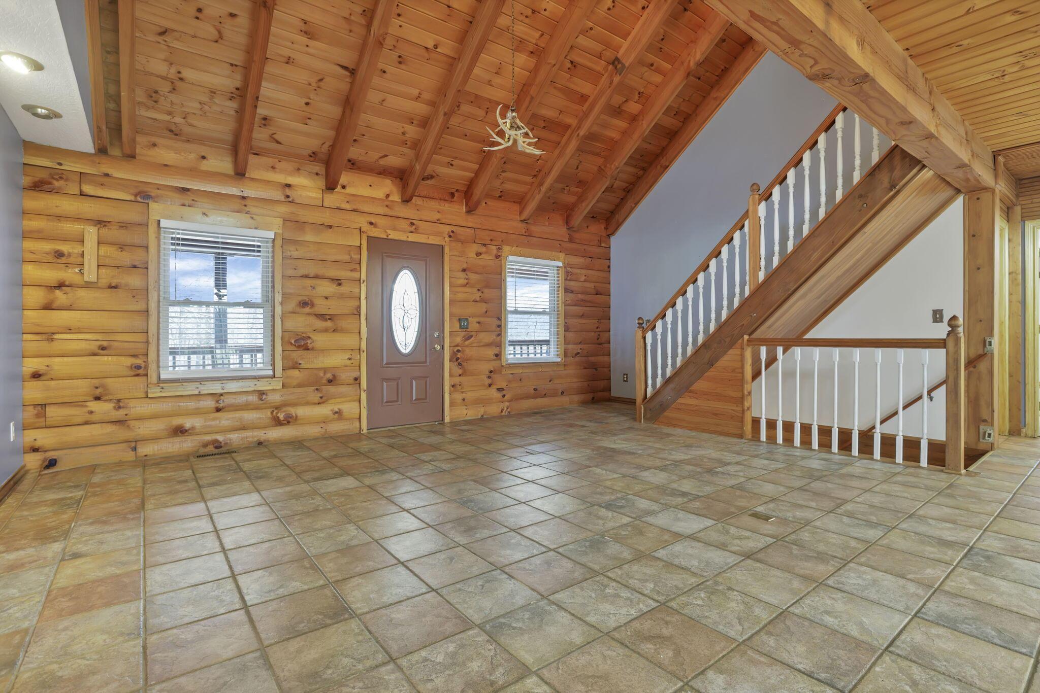 7760 Township Road Fredericktown, OH 43019 - Photo 10 of 74 Great Room