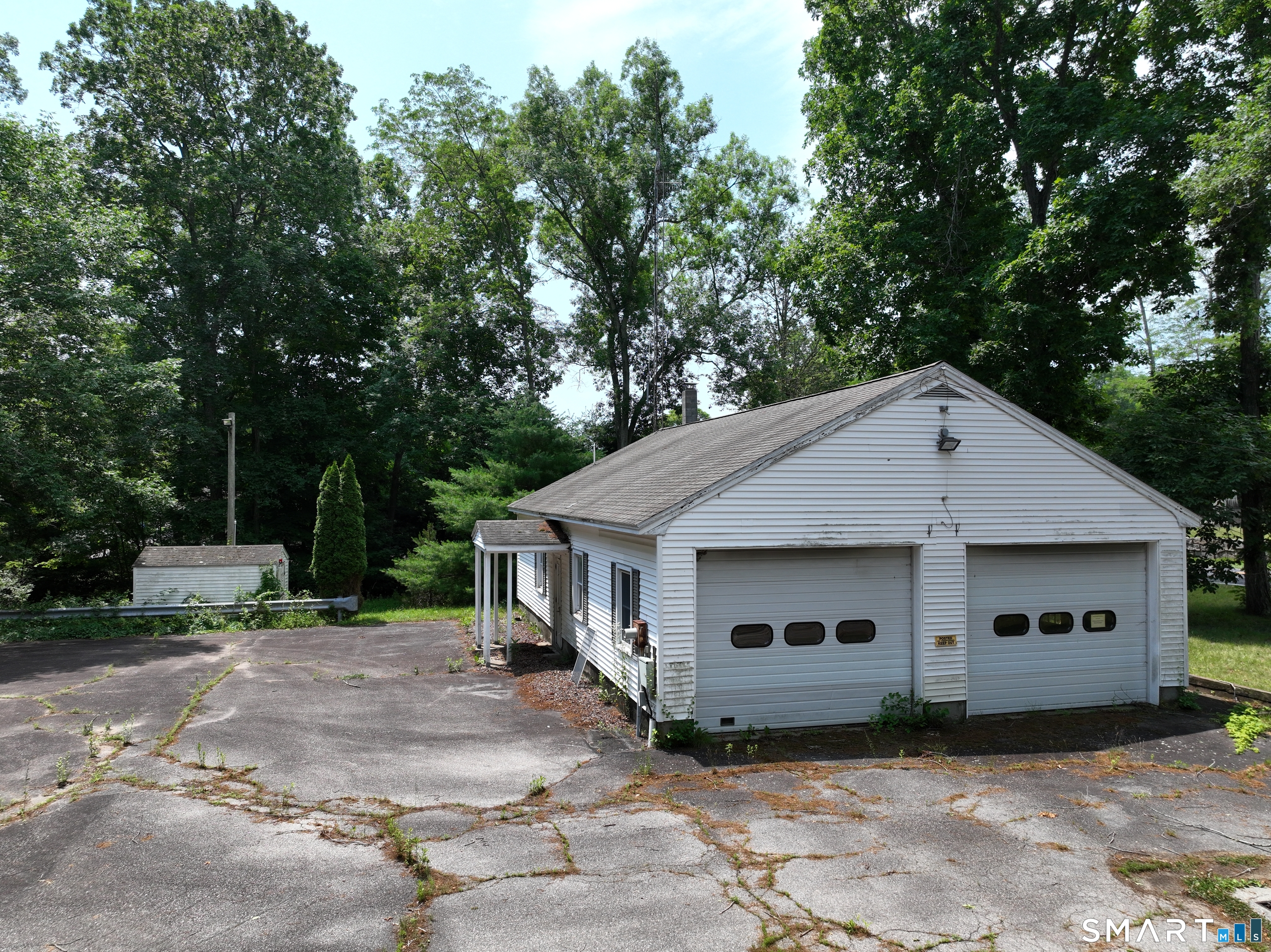 10 Mains Crossing Road North Stonington, CT 06359 - Photo 18 of 21