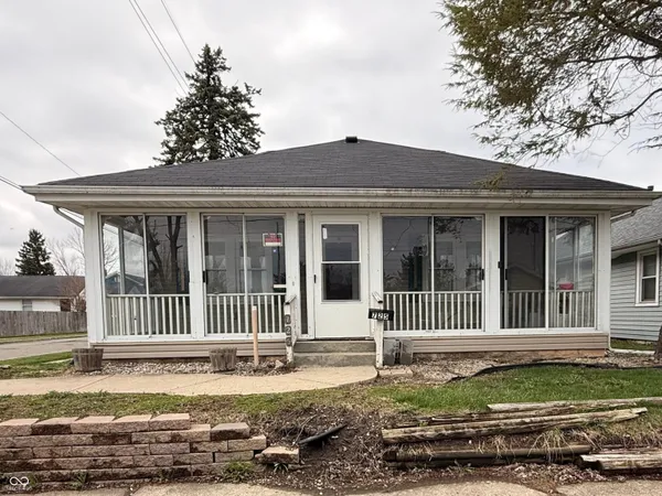 $65,000 | 725 East 27th Street, Anderson, IN 46016