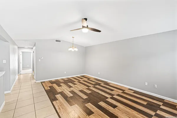 $1,550 | 6820 Betty Levy, San Antonio, TX 78227