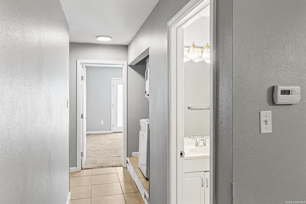 $1,550 | 6820 Betty Levy, San Antonio, TX 78227