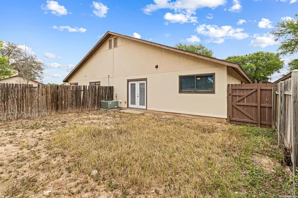 $1,550 | 6820 Betty Levy, San Antonio, TX 78227