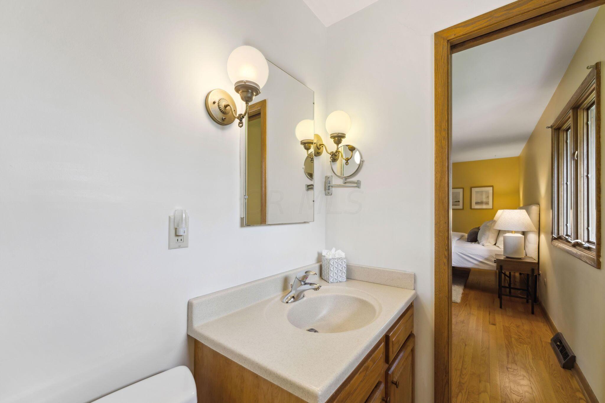 2474 Buckley Road Columbus, OH 43220 - Photo 45 of 73 Ensuite Bathroom