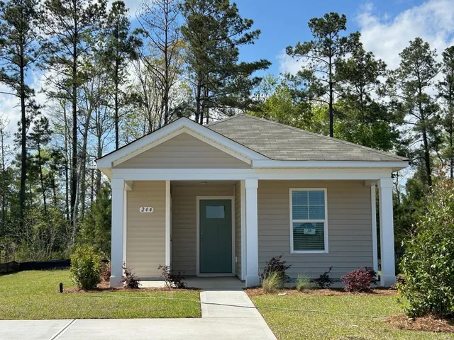 $212,990 | 236 Ashworth Drive, Tabor City, NC 28463