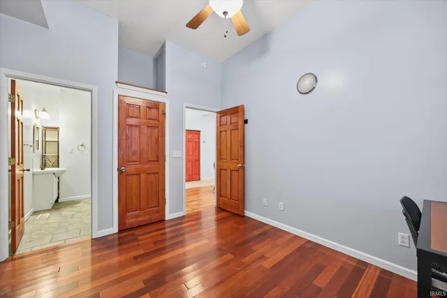 $1,700 | 110 West 6th Street, Unit 6, Bloomington, IN 47404