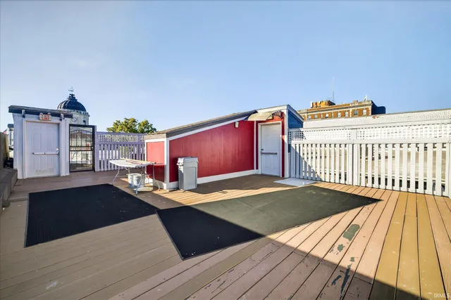 $1,700 | 110 West 6th Street, Unit 6, Bloomington, IN 47404