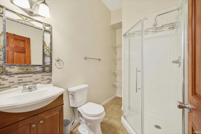 $1,700 | 110 West 6th Street, Unit 6, Bloomington, IN 47404