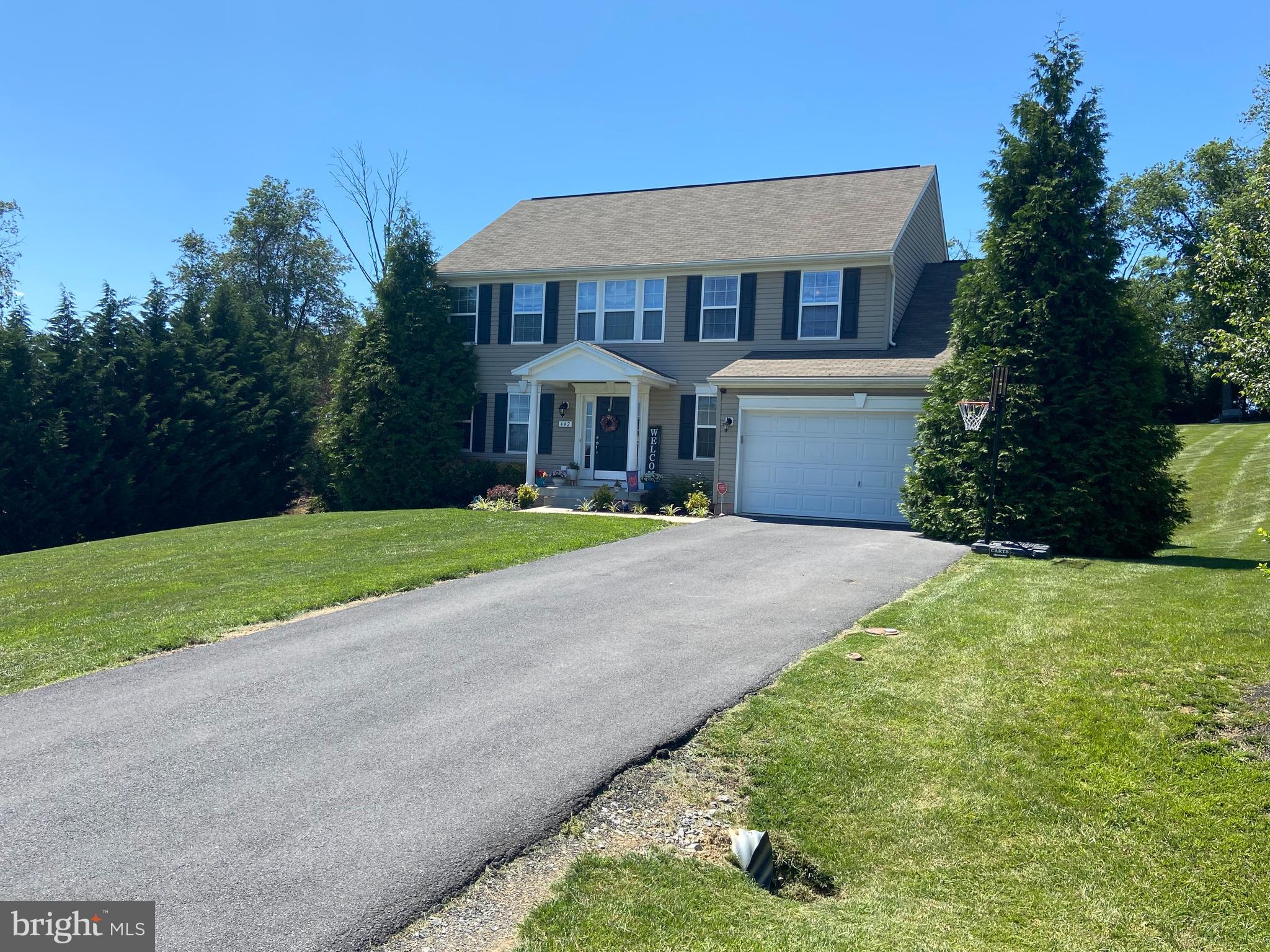 442 Rivanna Run Falling Waters, WV 25419 - Photo 3 of 51