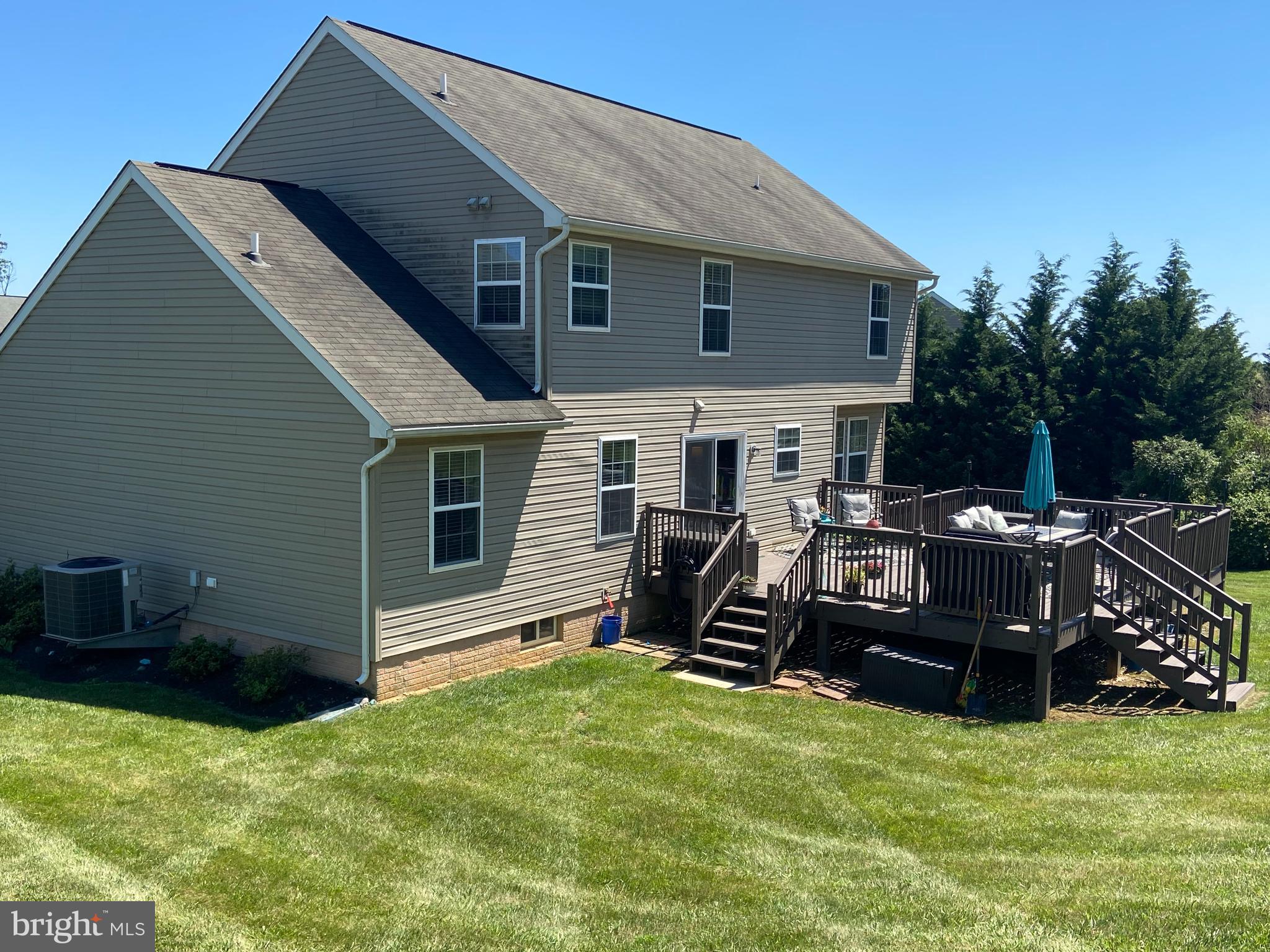 442 Rivanna Run Falling Waters, WV 25419 - Photo 8 of 51