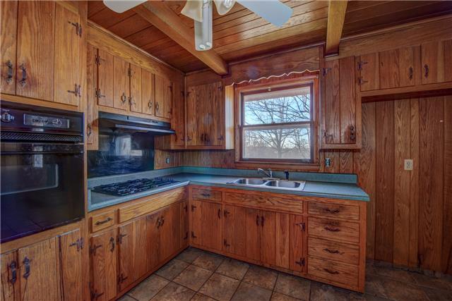 7819 Ridgewood Road Goodlettsville, TN 37072 - Photo 14 of 19 Kitchen