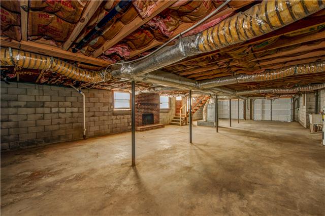 7819 Ridgewood Road Goodlettsville, TN 37072 - Photo 4 of 19 Basement that could be finished for extra living space