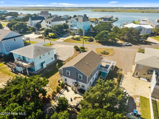 $849,500 | 409 Bridgers Avenue, Topsail Beach, NC 28445