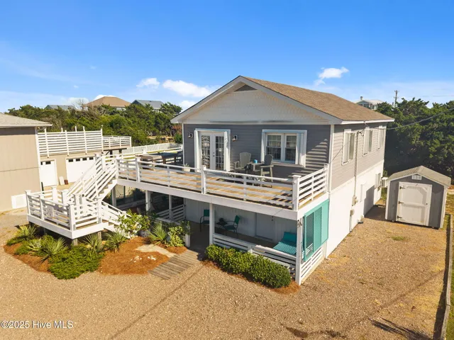 $849,500 | 409 Bridgers Avenue, Topsail Beach, NC 28445