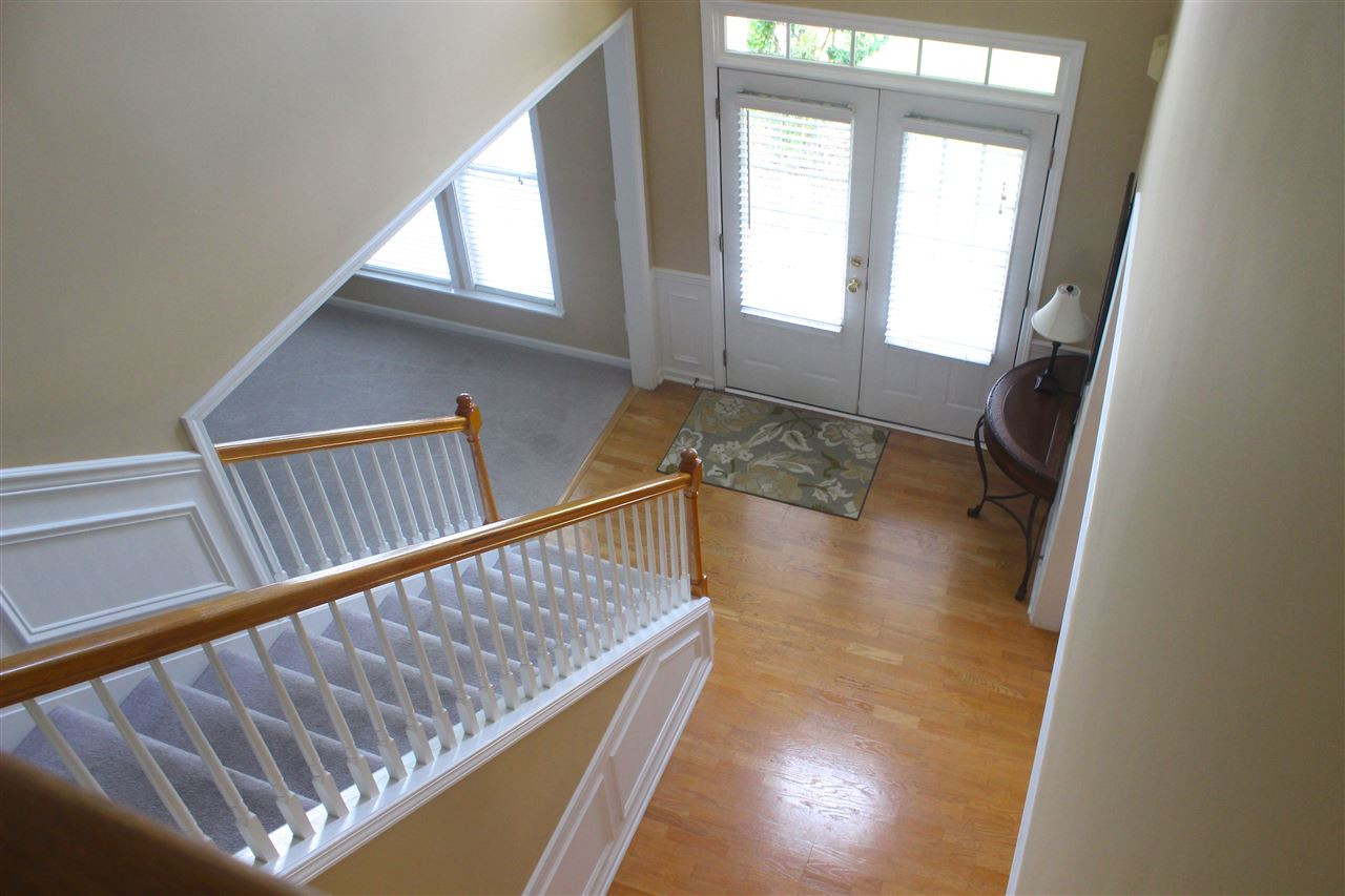 7514 Silver View Lane Raleigh, NC 27613 - Photo 10 of 25 Grand entry foyer is inviting and welcoming. Foyer