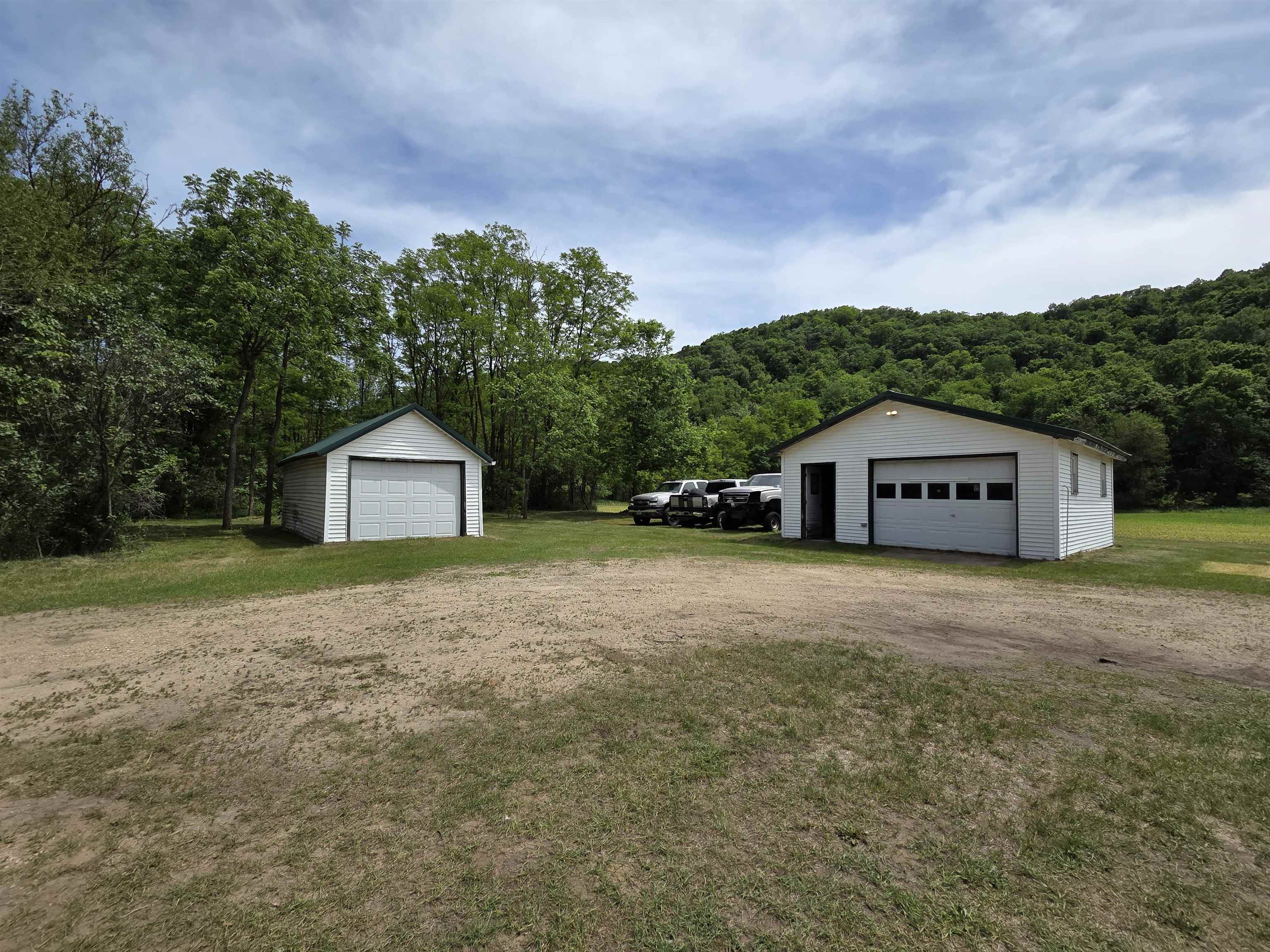 305 William Street Avoca, WI 53506 - Photo 11 of 38