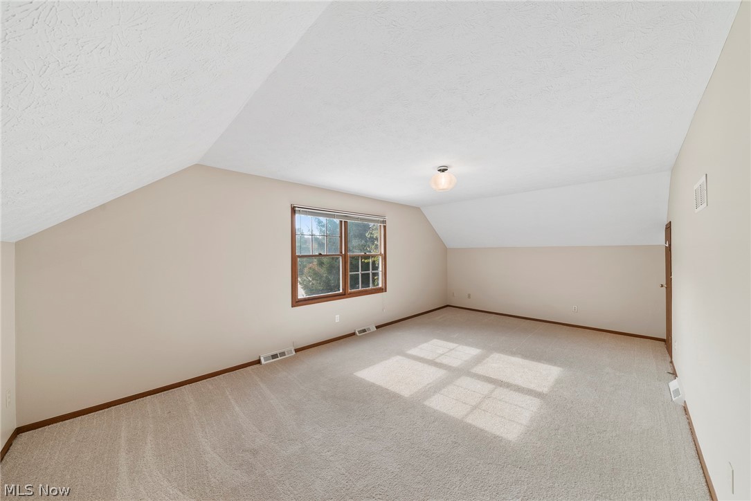 31325 Arthur Road Solon, OH 44139 - Photo 22 of 32 Huge vaulted bedroom big enough for 2 or 3 kids!