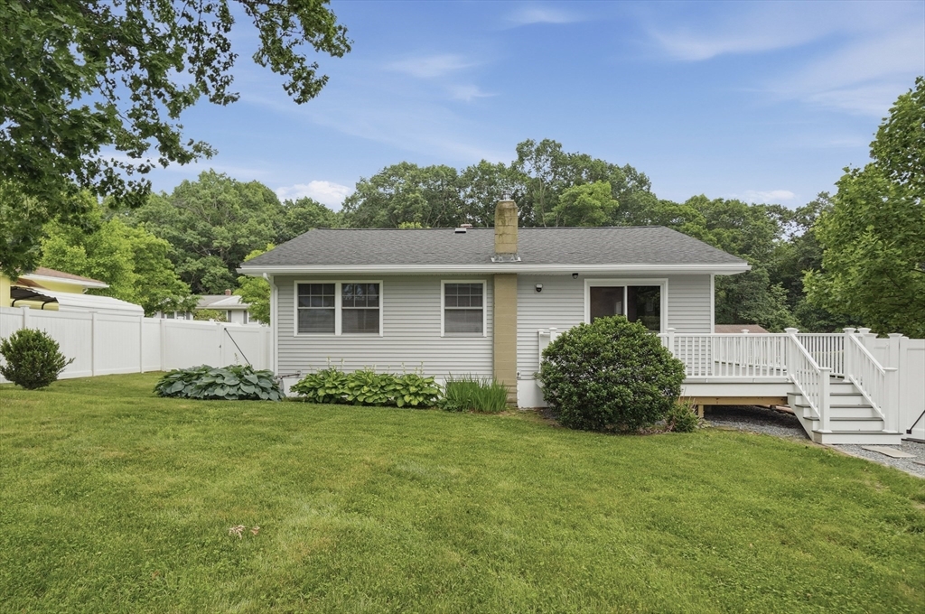 3 Hingham Road, Unit 1 Worcester, MA 01606 - Photo 10 of 35