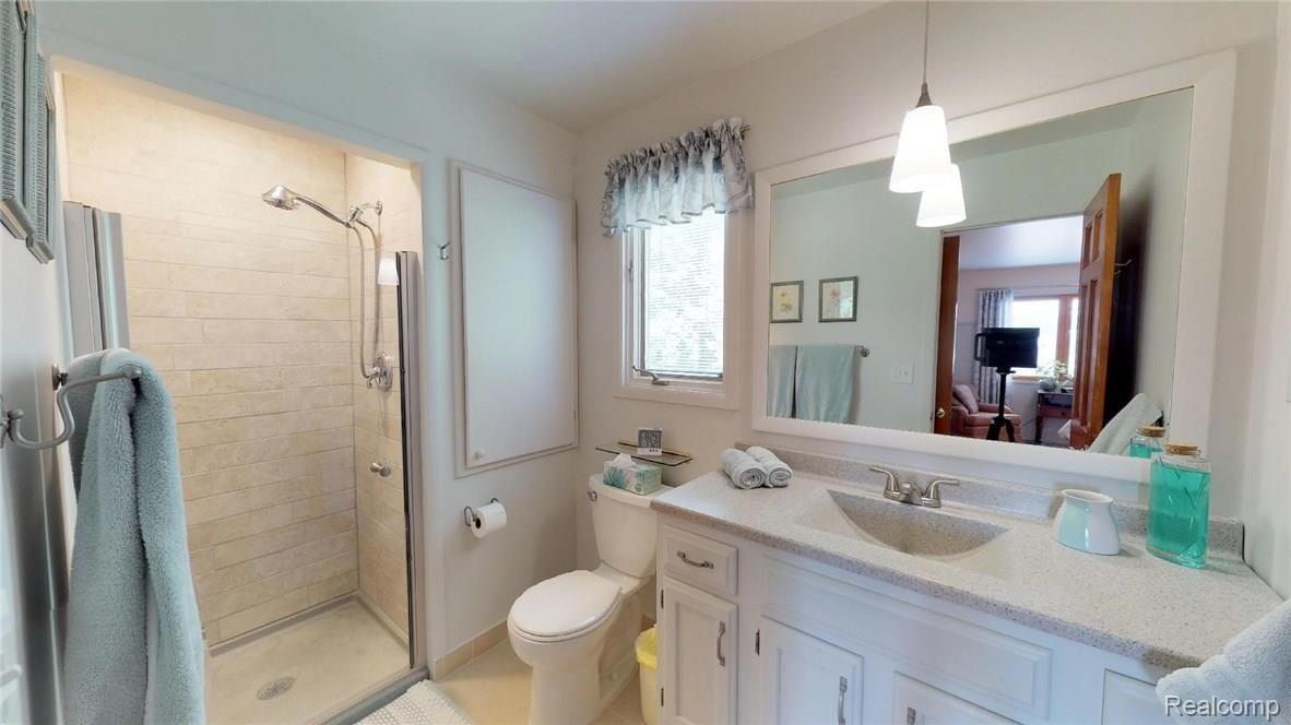 42978 Arlington Road Canton, MI 48187 - Photo 12 of 24 KH67PN8krVM - 07.20