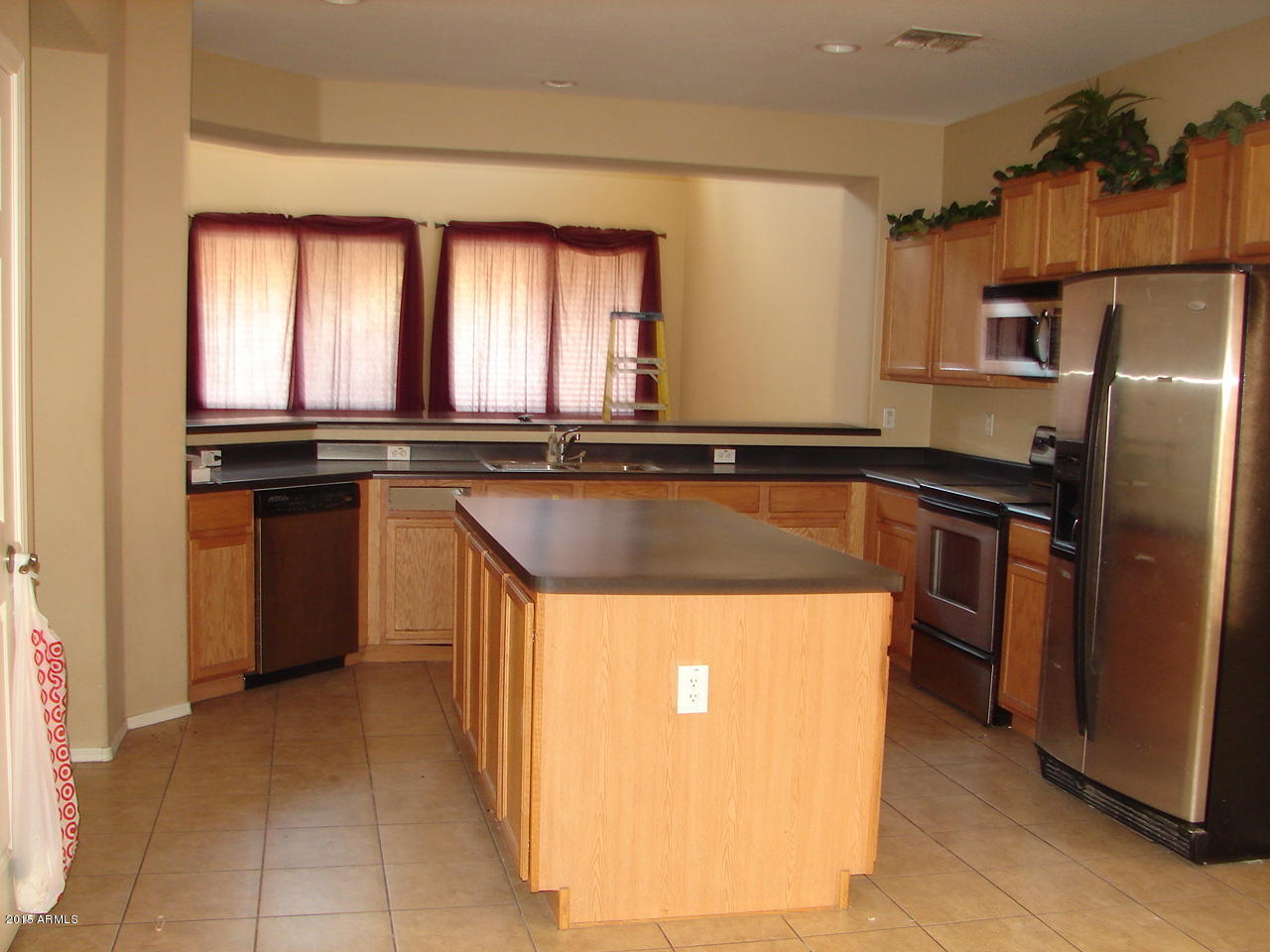 2220 West Harwell Rd. Phoenix, AZ 85041 - Photo 11 of 38 DSC09383