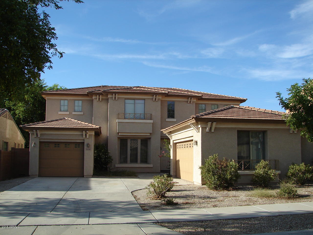 2220 West Harwell Rd. Phoenix, AZ 85041 - Photo 2 of 38 DSC09374