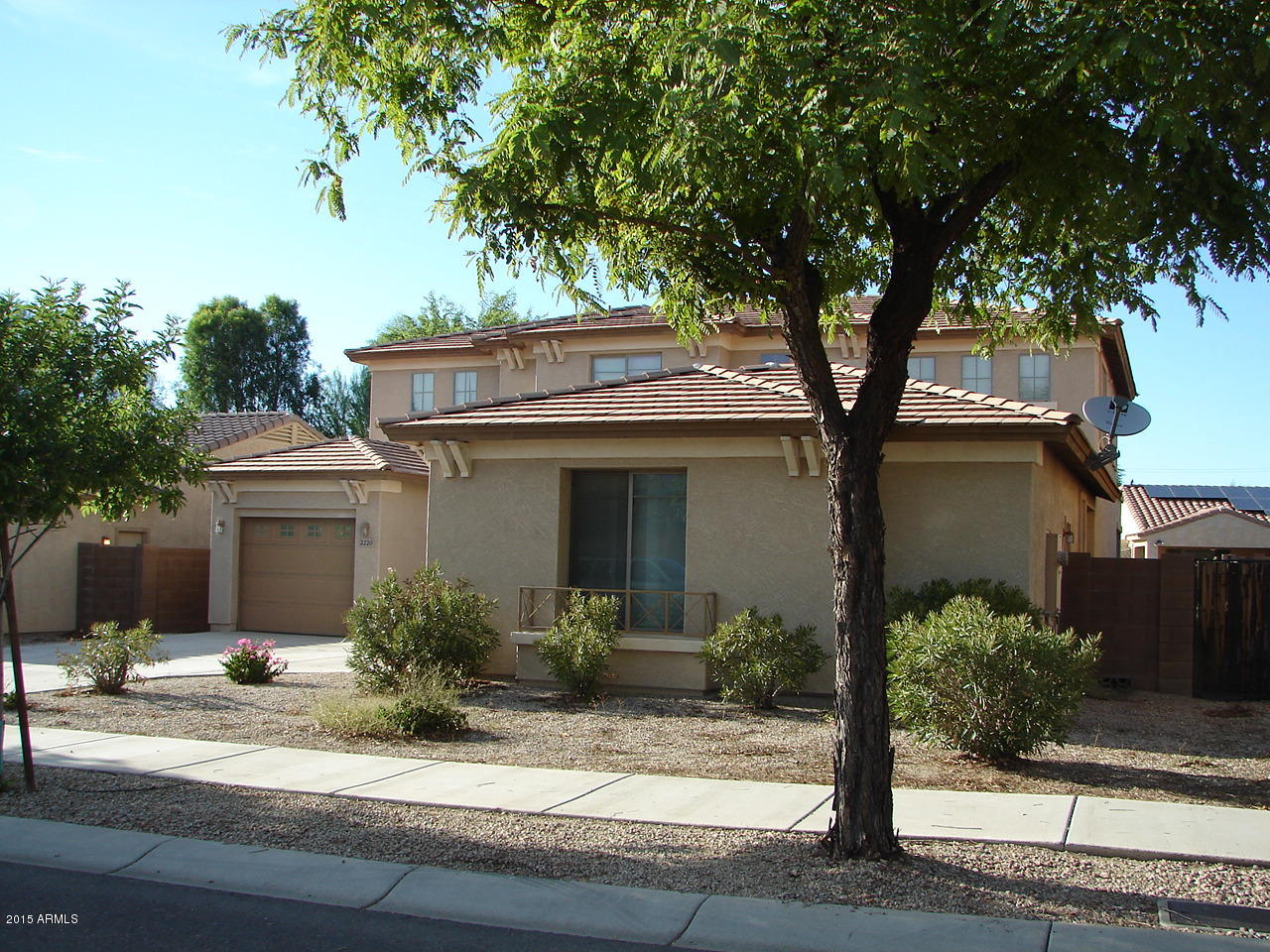 2220 West Harwell Rd. Phoenix, AZ 85041 - Photo 3 of 38 DSC09375