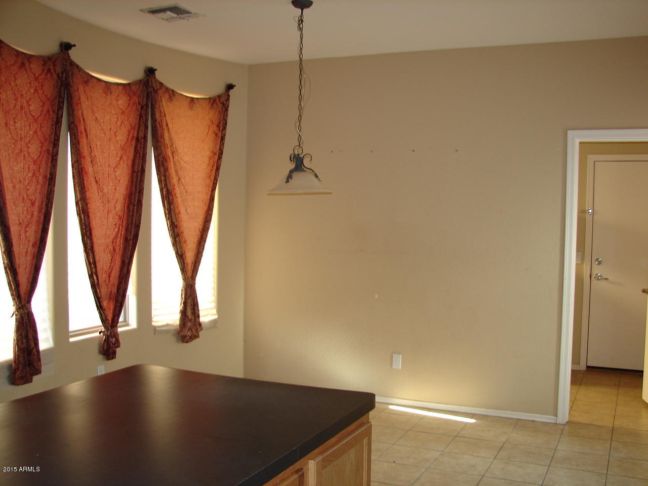 2220 West Harwell Rd. Phoenix, AZ 85041 - Photo 9 of 38 DSC09381