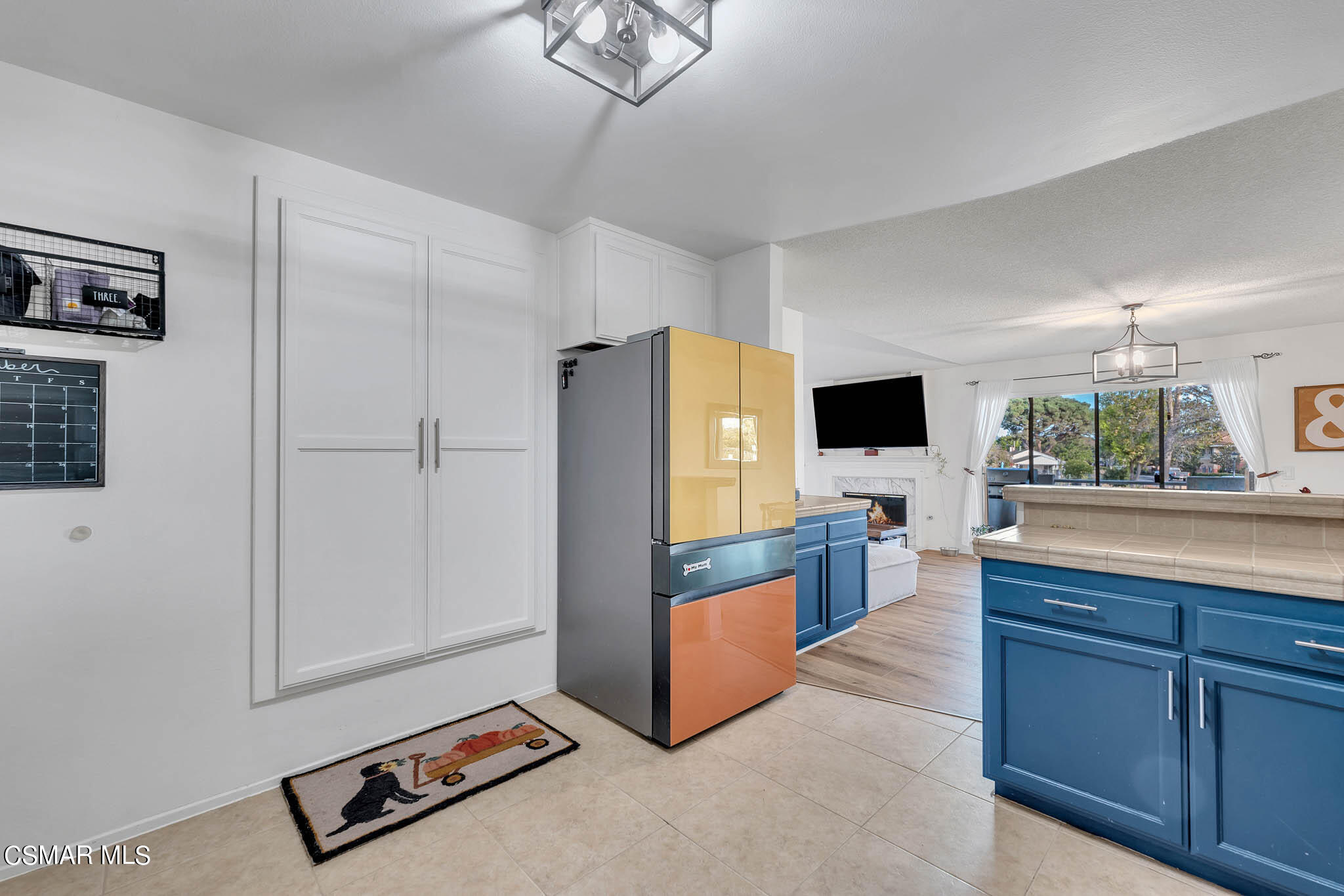 2586 Antonio Drive Camarillo, CA 93010 - Photo 8 of 37 a living room with furniture and a flat screen tv