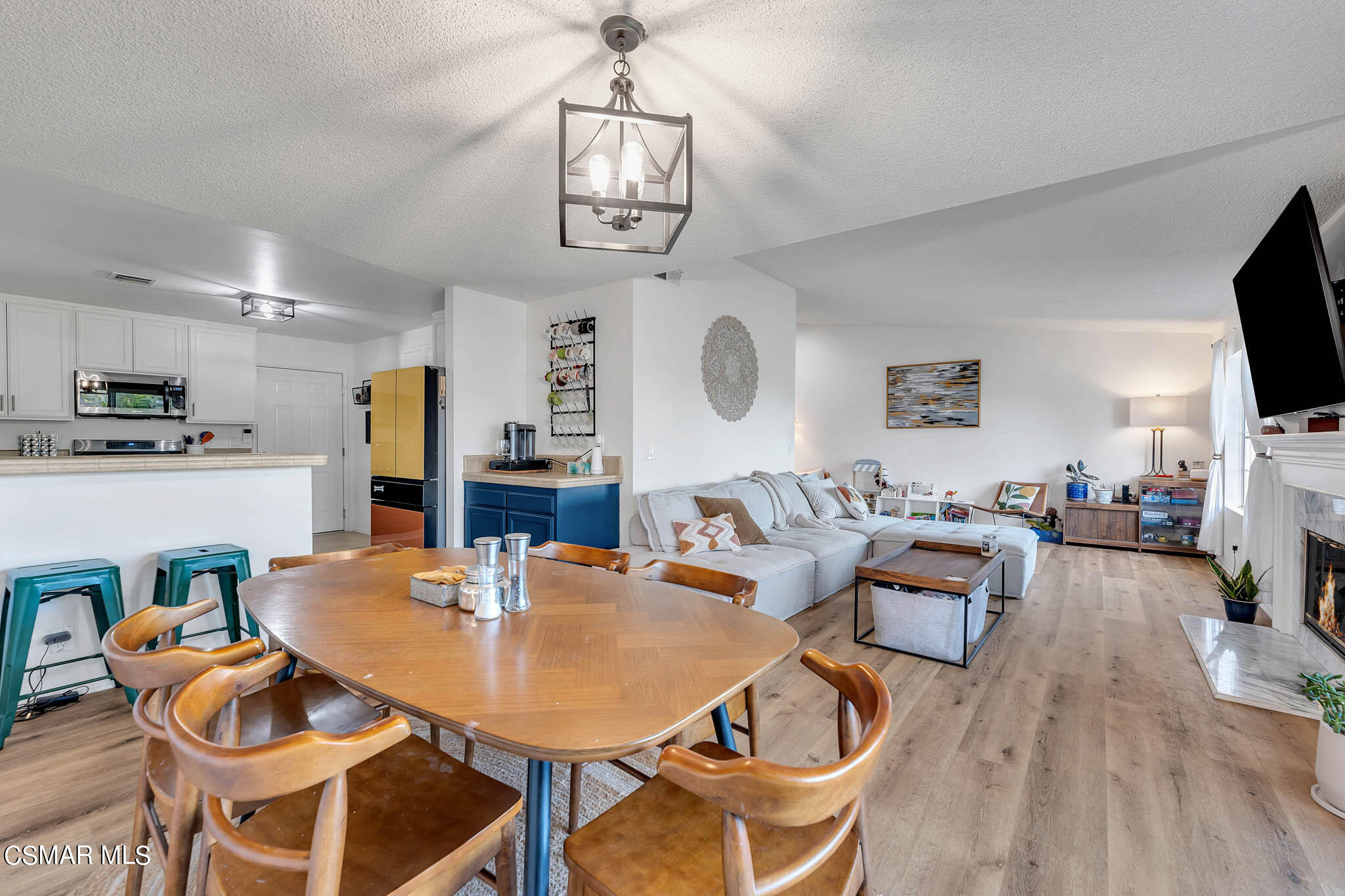 2586 Antonio Drive Camarillo, CA 93010 - Photo 10 of 37 a view of a dining room with furniture and wooden floor