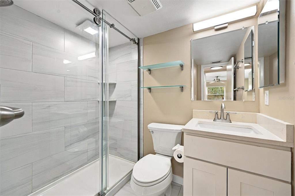 3265 South Beneva Road, Unit 104 Sarasota, FL 34232 - Photo 16 of 39 Gallery Image 16