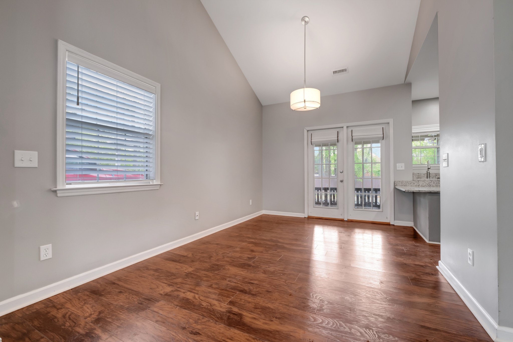 2013 Roderick Circle Franklin, TN 37064 - Photo 6 of 21 Gallery Image 6