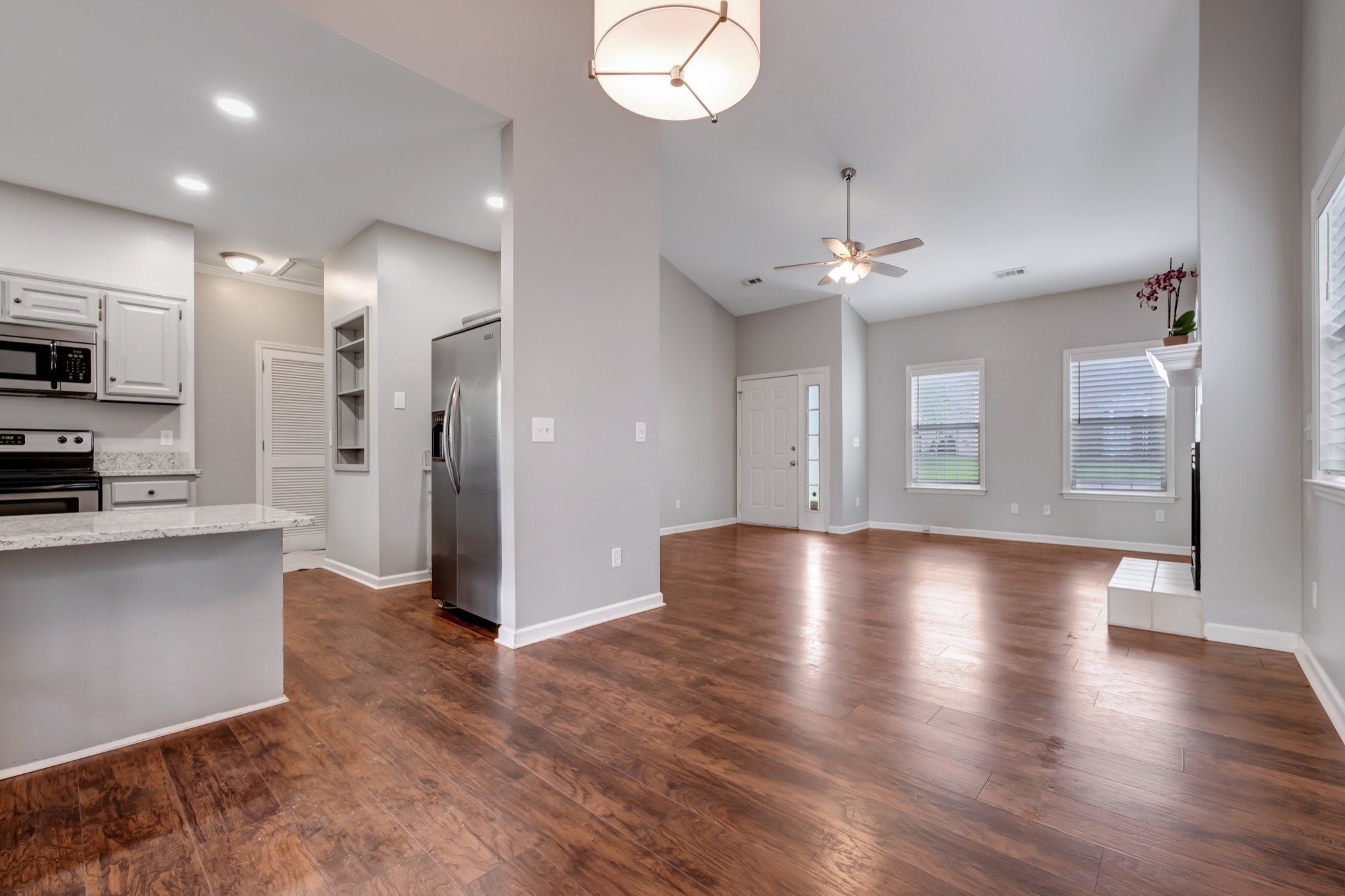 2013 Roderick Circle Franklin, TN 37064 - Photo 8 of 21 Gallery Image 8