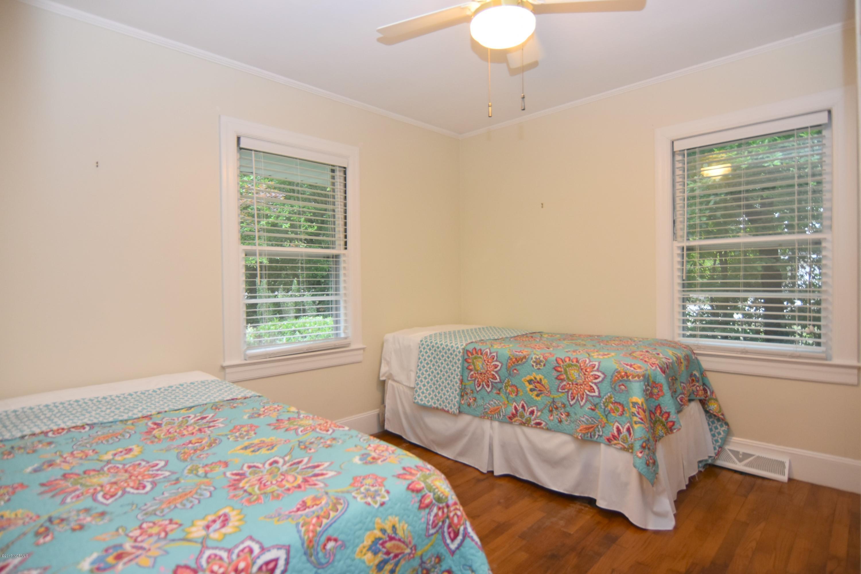 5270 Greenville Loop Road Wilmington, NC 28409 - Photo 10 of 12 10