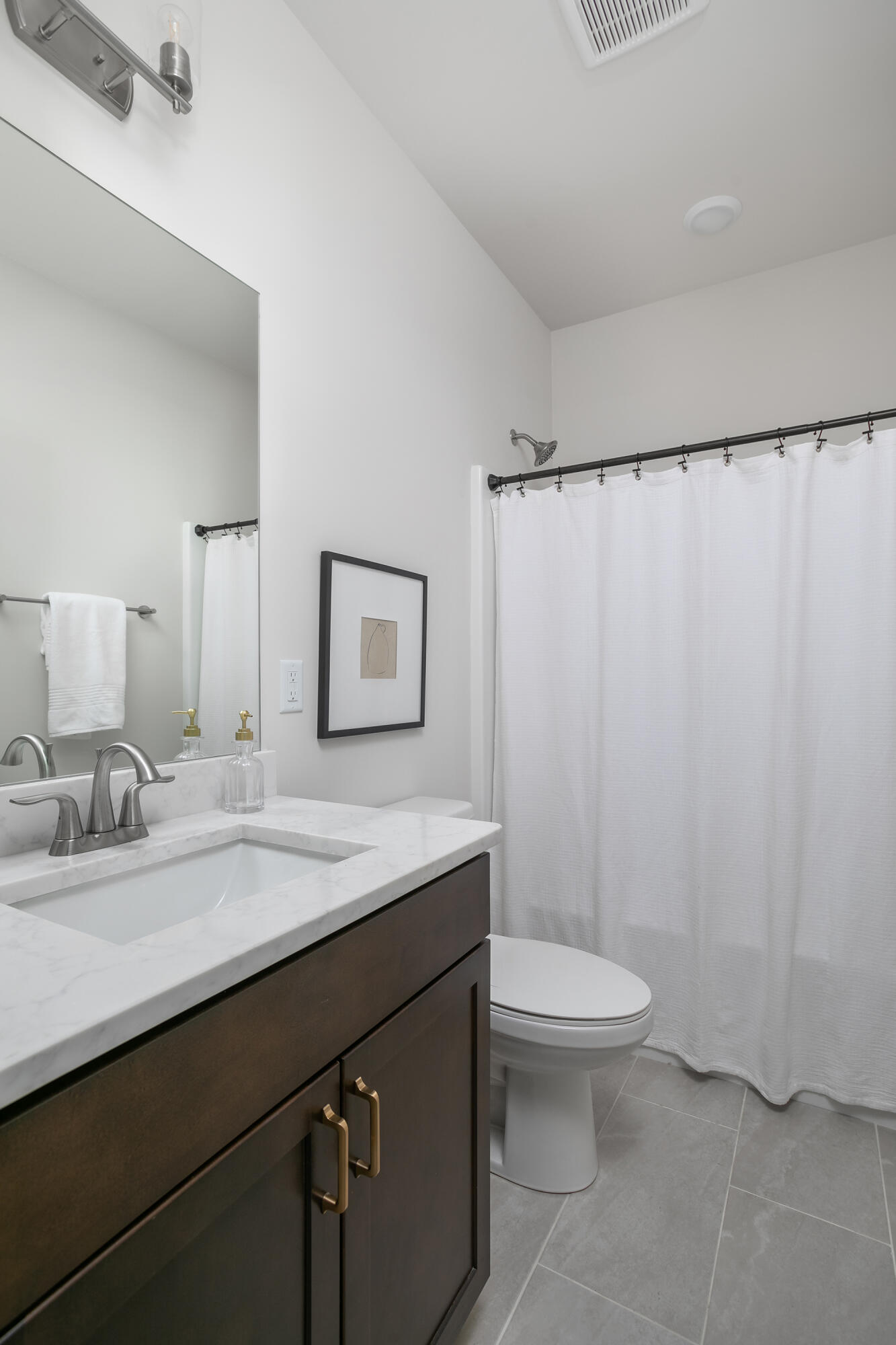 1230 Little Sorrel Road, Unit 52 Hixson, TN 37343 - Photo 20 of 23 FSDV 3 - 1233 Little Sorrel Rd_Upstairs