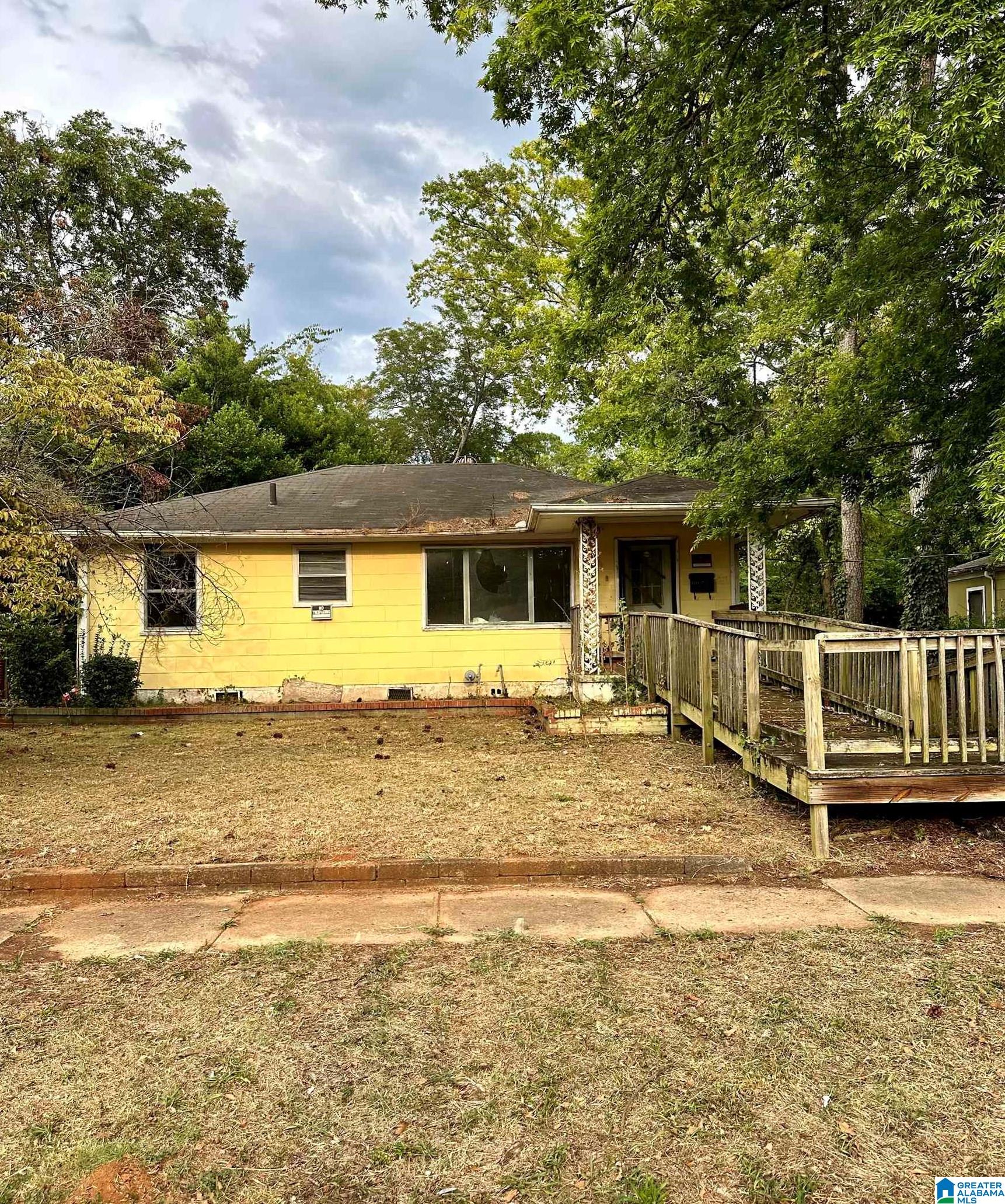 1219 Southwest 18th Way Birmingham, AL 35211 - Photo 1 of 13
