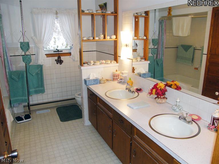 1167 Teal Road Southwest Dellroy, OH 44620 - Photo 10 of 17
