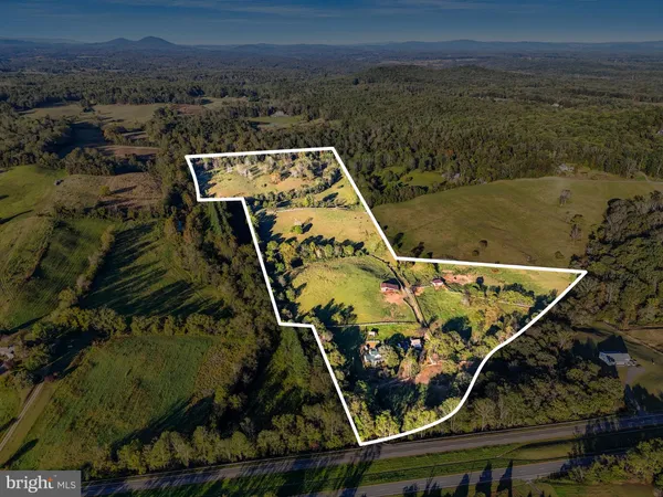 $795,000 | 14105 Lee Highway, Amissville, VA 20106