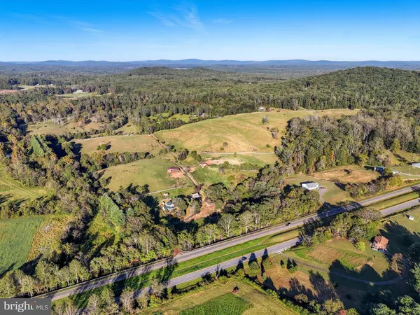 $795,000 | 14105 Lee Highway, Amissville, VA 20106