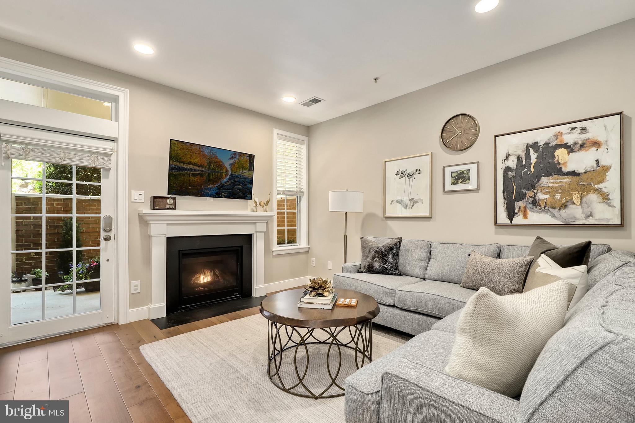 11307 Sundial Court, Unit 112 Reston, VA 20194 - Photo 6 of 27
